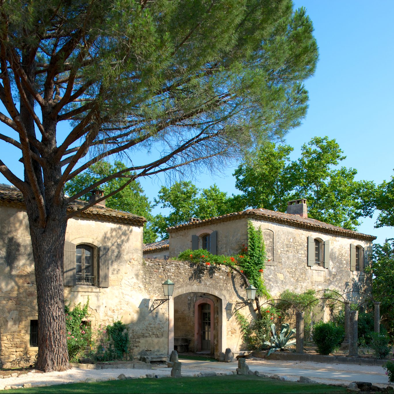 La Bégude Saint-Pierre, hôtel 4 étoiles près du Pont du Gard